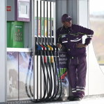 В Крыму изменили лимит на продажу бензина в одни руки